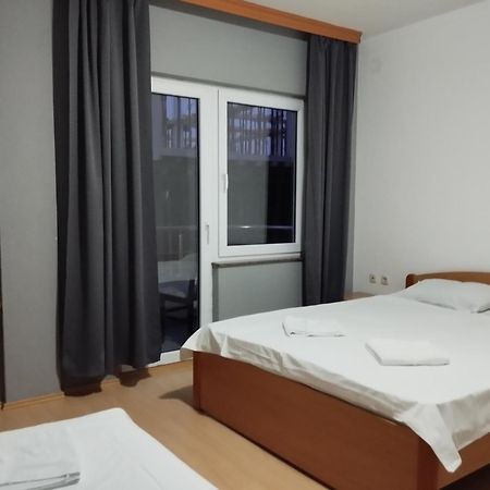 Hotel Ariston Struga Exterior photo