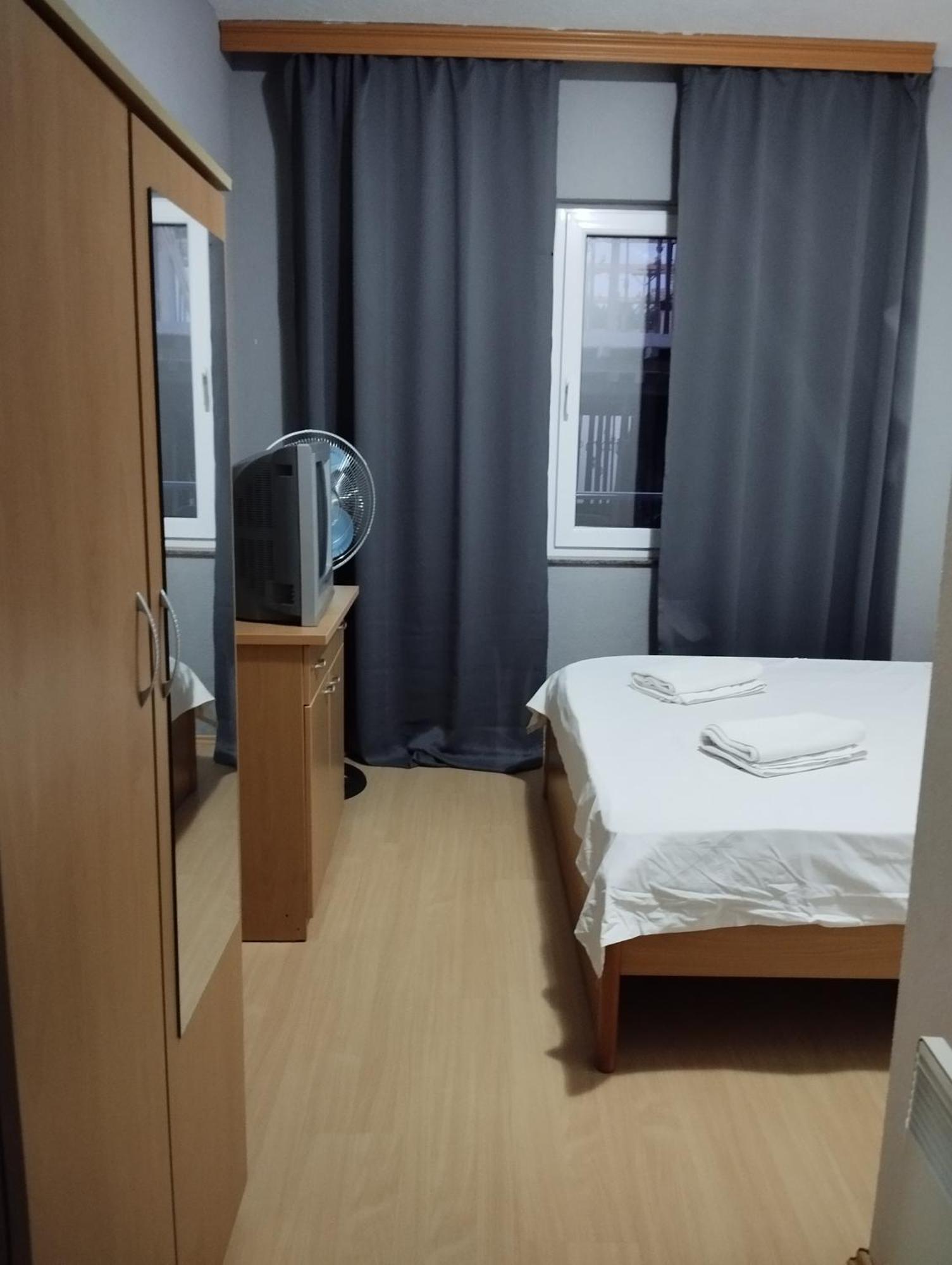 Hotel Ariston Struga Exterior photo
