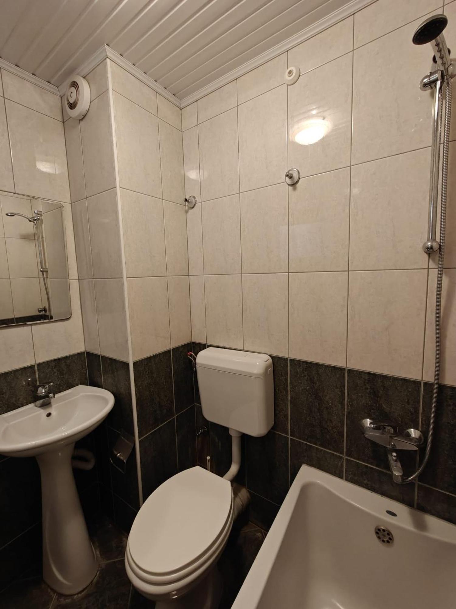 Hotel Ariston Struga Exterior photo